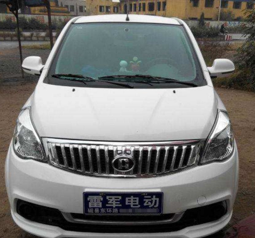 雷军进军电动汽车领域 产品图片与店铺装修设计理念解析